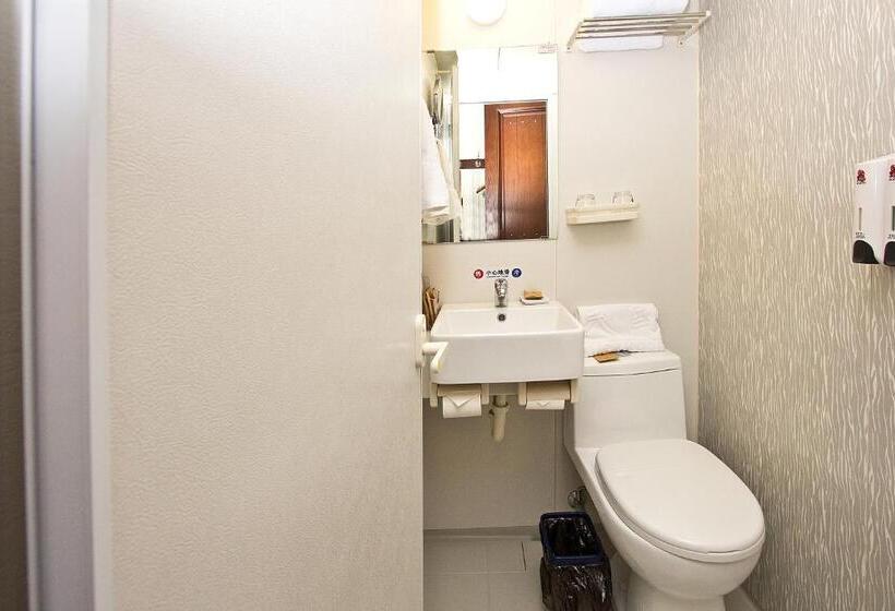 Mg Hotel St Michael S Cathedral, Qingdao