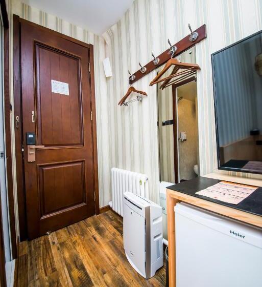 Mg Hotel St Michael S Cathedral, Qingdao