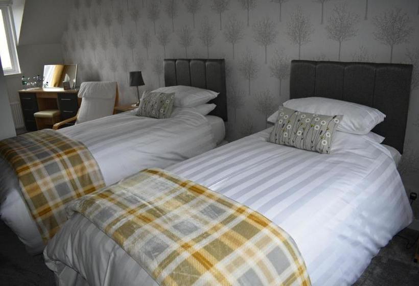 فندق Monturpie Guest House