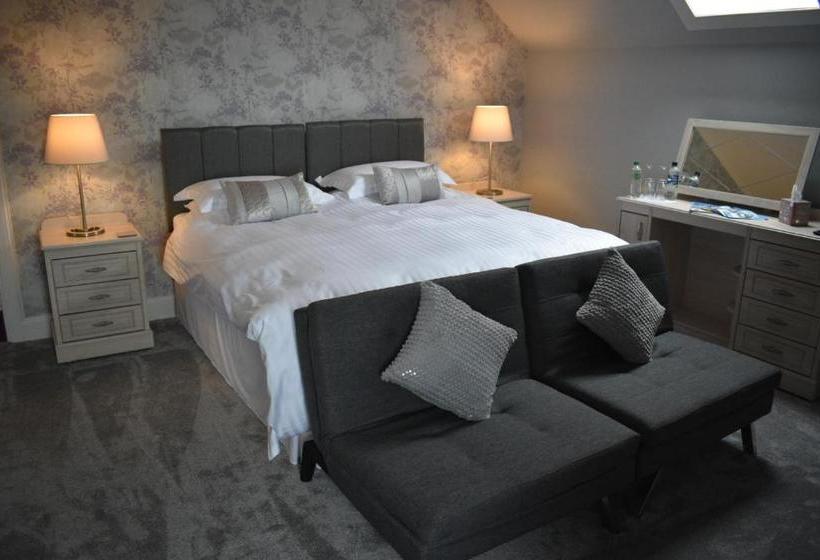 فندق Monturpie Guest House