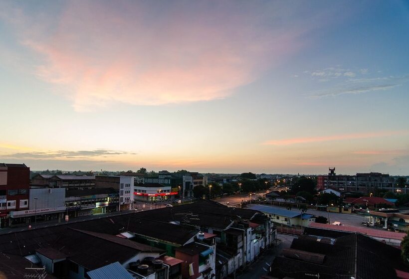 Mornington Hotel Sitiawan