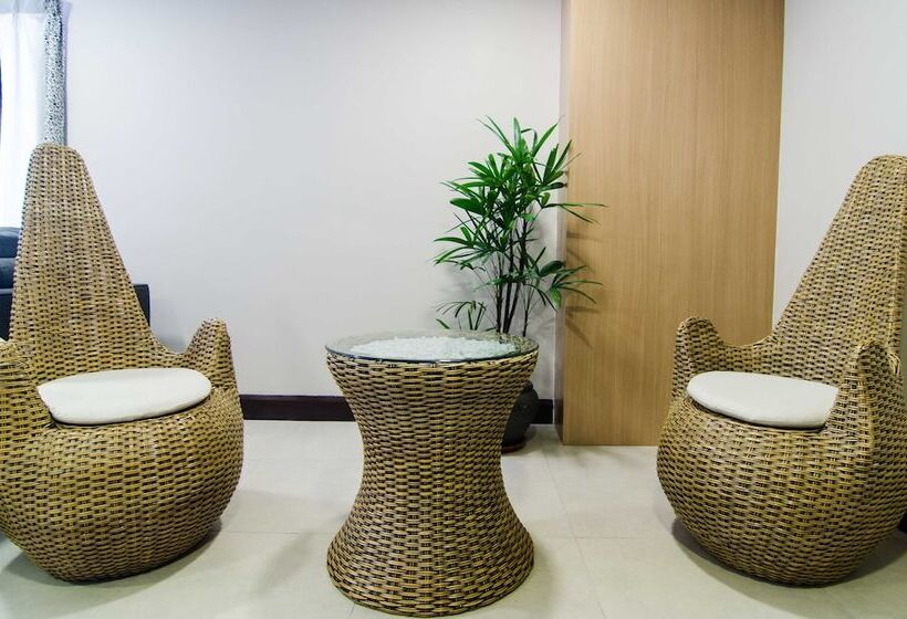 Mornington Hotel Sitiawan