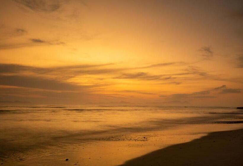 ホテル Ocean Breeze