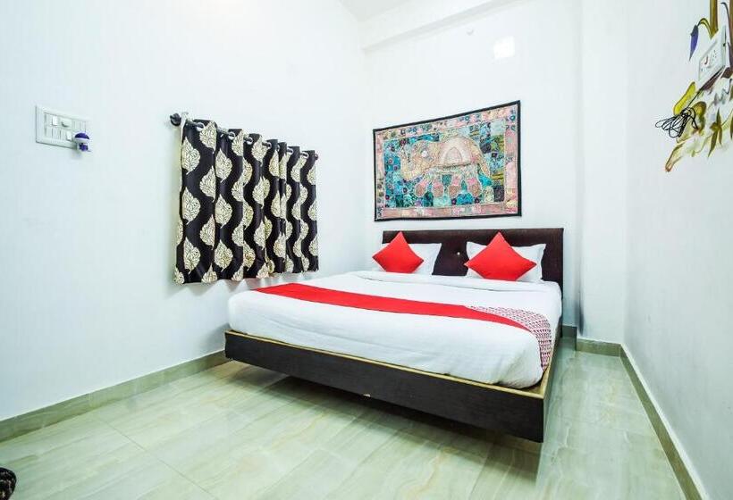 Отель Blue Lotus