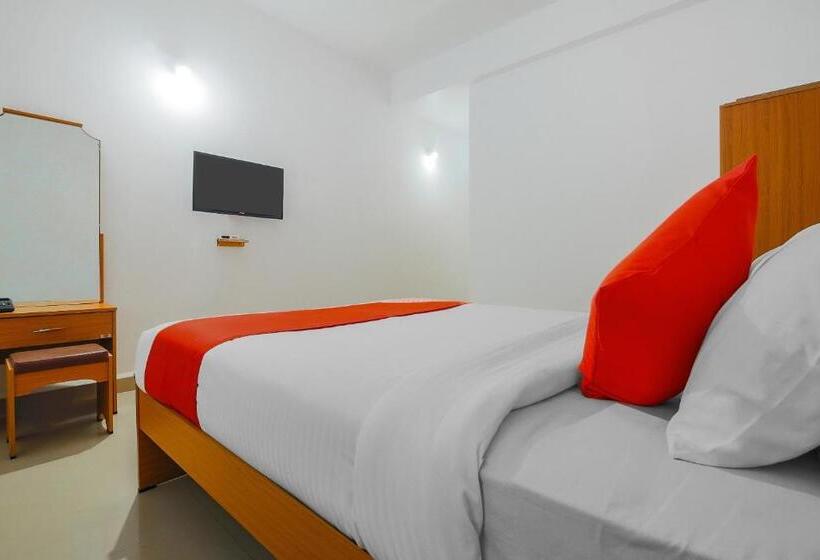 Super Hotel O The Goan Courtyard