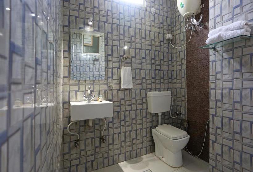 Hotel Oyo 6388  Nr Inn