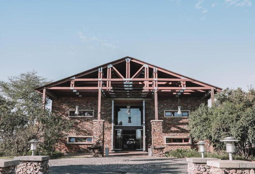 Riboville Boutique Hotel And Restaurant