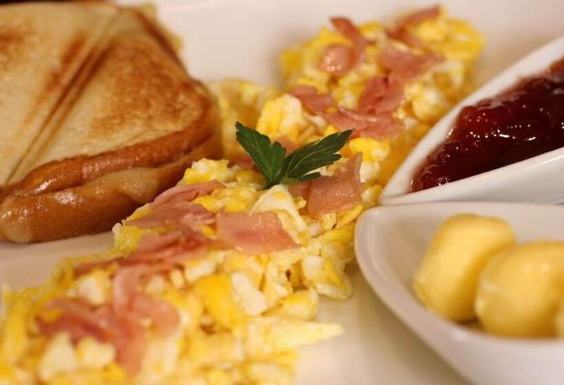 هتل Rincon De La Alameda