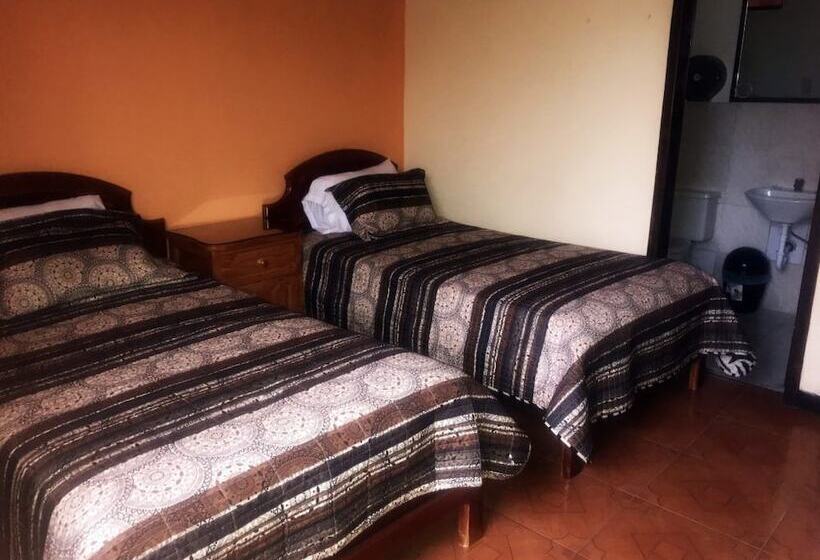 هتل Rincon De La Alameda