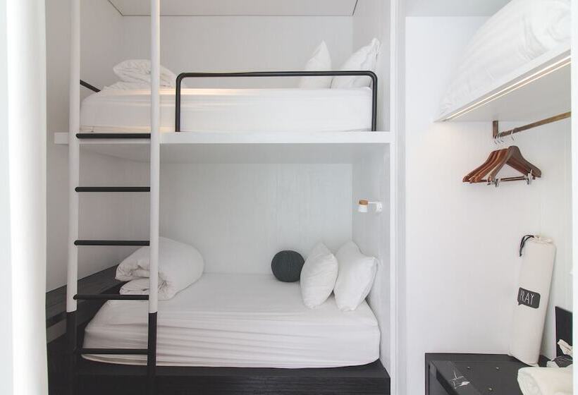 هتل Veranda Pool Suite