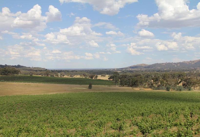 فندق Warrenmang Vineyard Resort