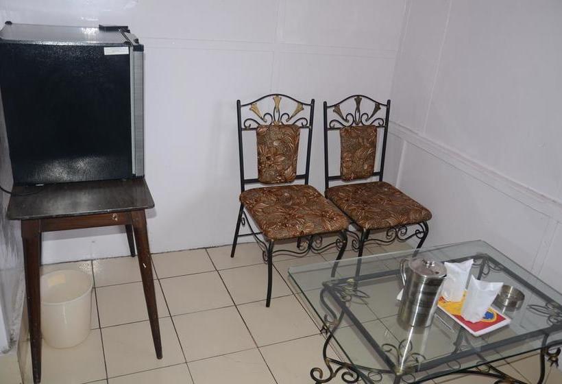 ホテル Atithi, Near Yes Bank, Mall Road, Mussoorie