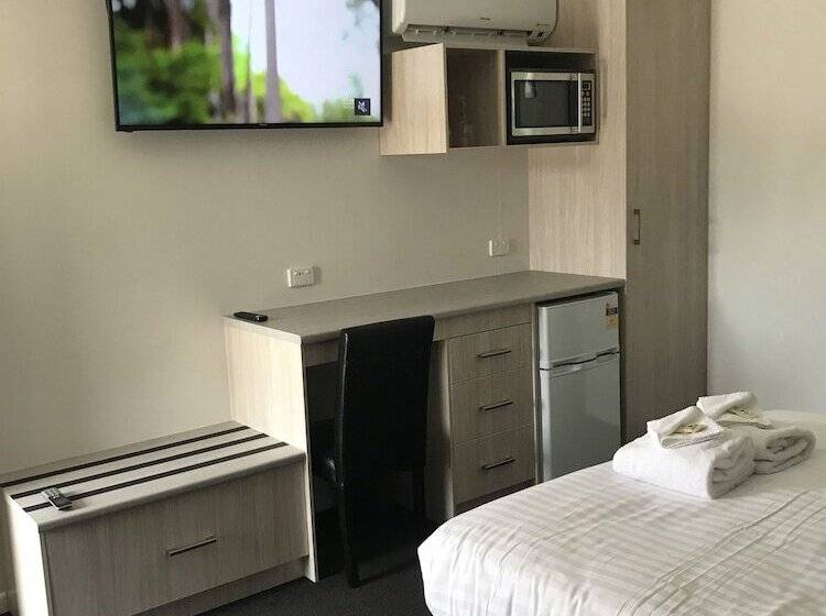 Kootingal Landview Motel