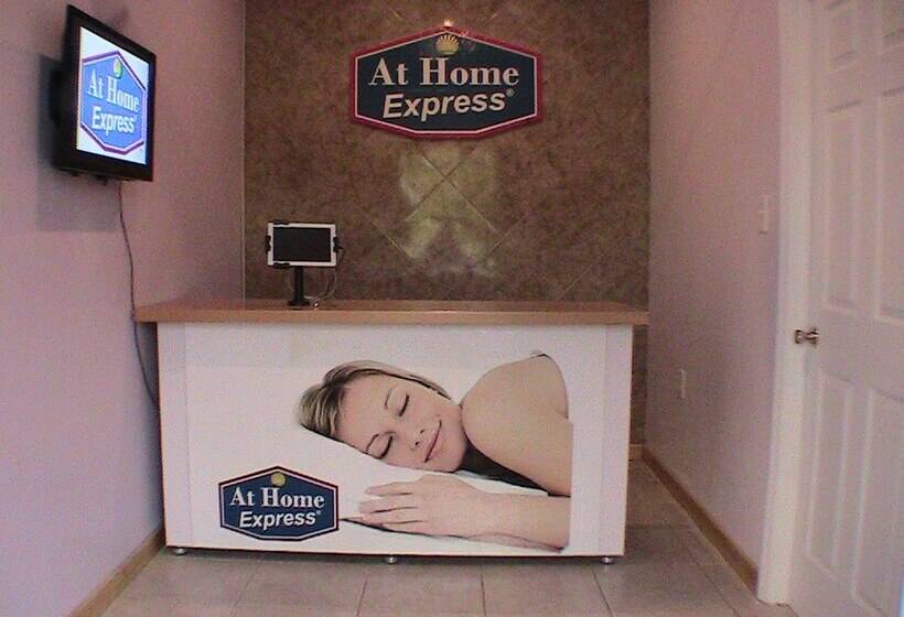 فندق على الطريق At Home Express Tangerine Inn