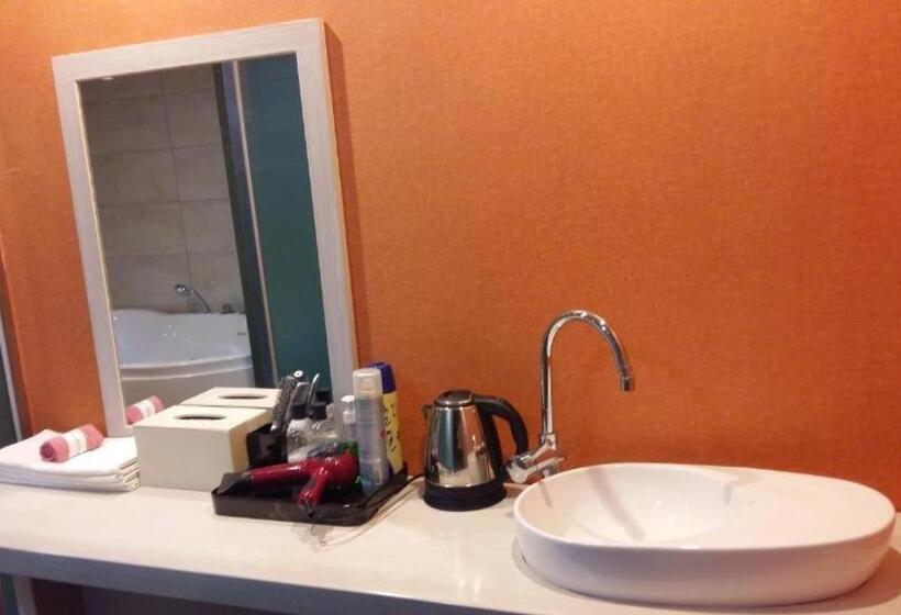 모텔 Residence Hotel R