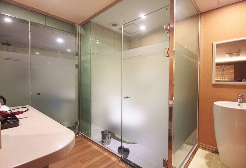 모텔 Residence Hotel R