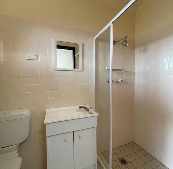 מוטל Southern Cross Motor Inn