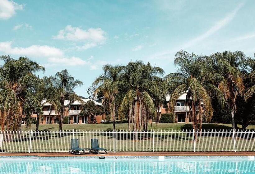 מוטל Wisemans Retreat