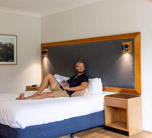 מוטל Wisemans Retreat