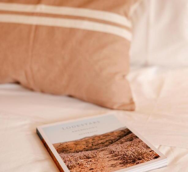 מוטל Wisemans Retreat