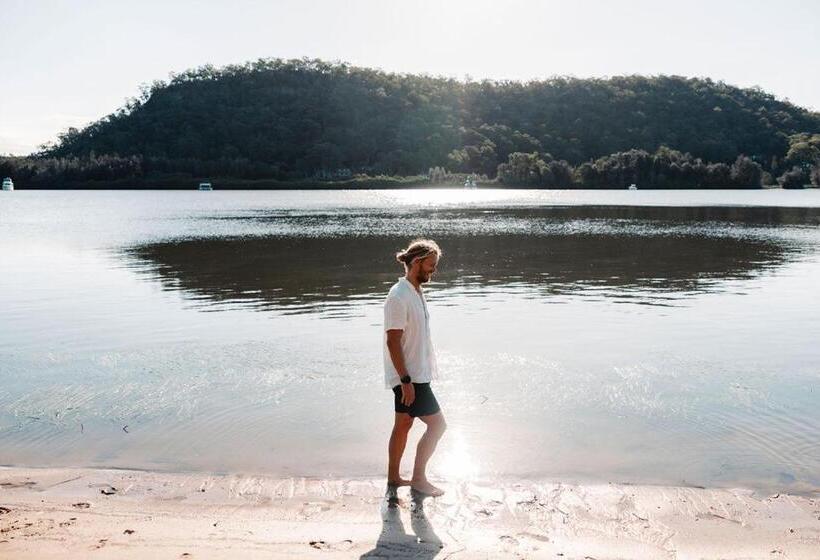 מוטל Wisemans Retreat