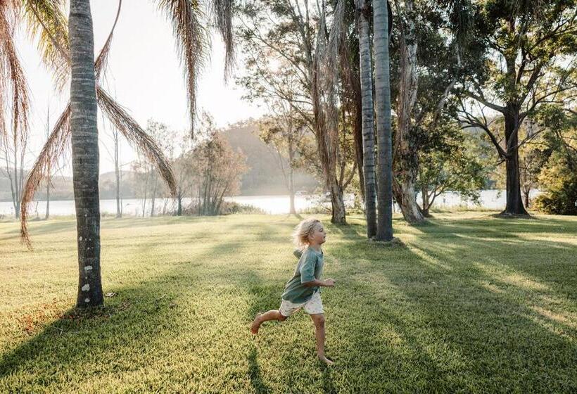 מוטל Wisemans Retreat