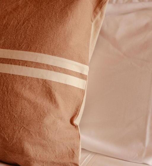 מוטל Wisemans Retreat