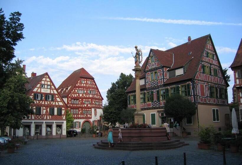 Neu Heidelberg  Guesthouse & Apartments