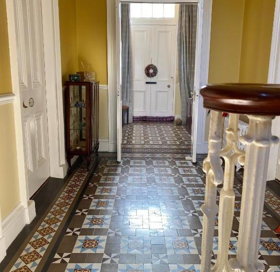 بنسيون Easter Garth Guest House