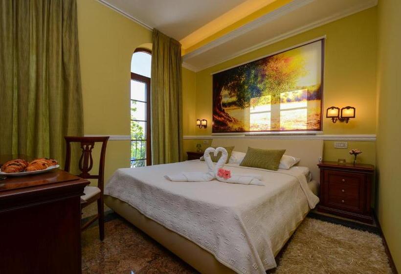 مبيت وإفطار Bella & Stella Rooms