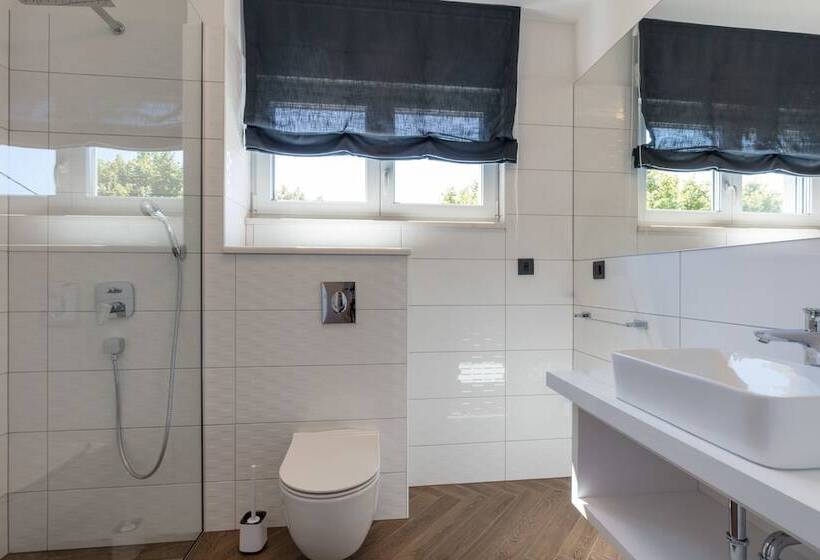 مبيت وإفطار Luxury Villa Karla