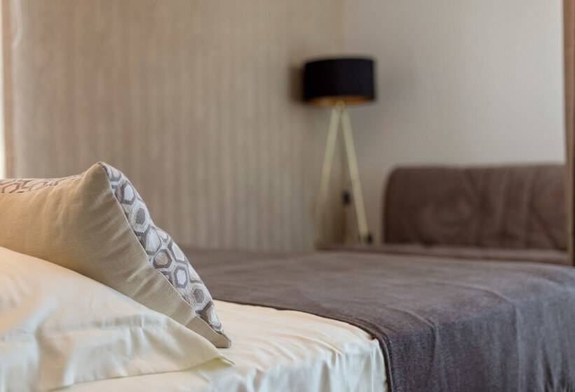 مبيت وإفطار Luxury Villa Karla