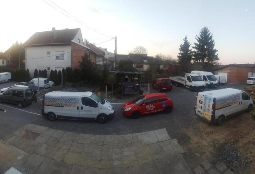 ベッドアンドブレックファースト Sobe Mrak