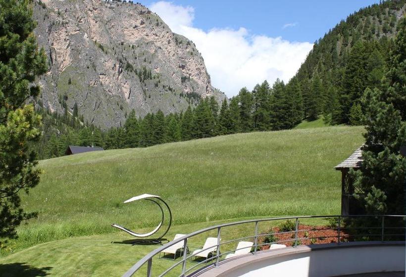 Garni Hotel Rosengarten B&b