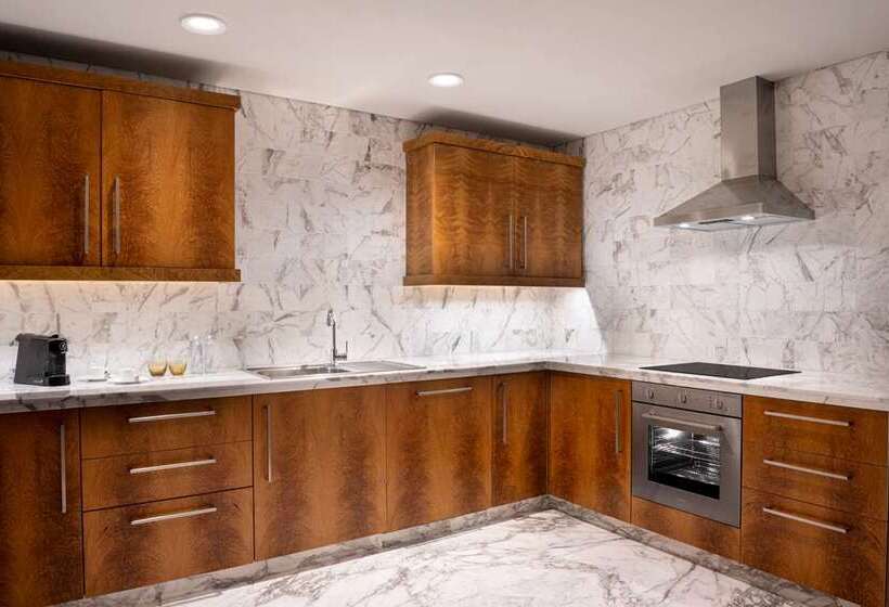 Hilton Riyadh Hotel & Residences