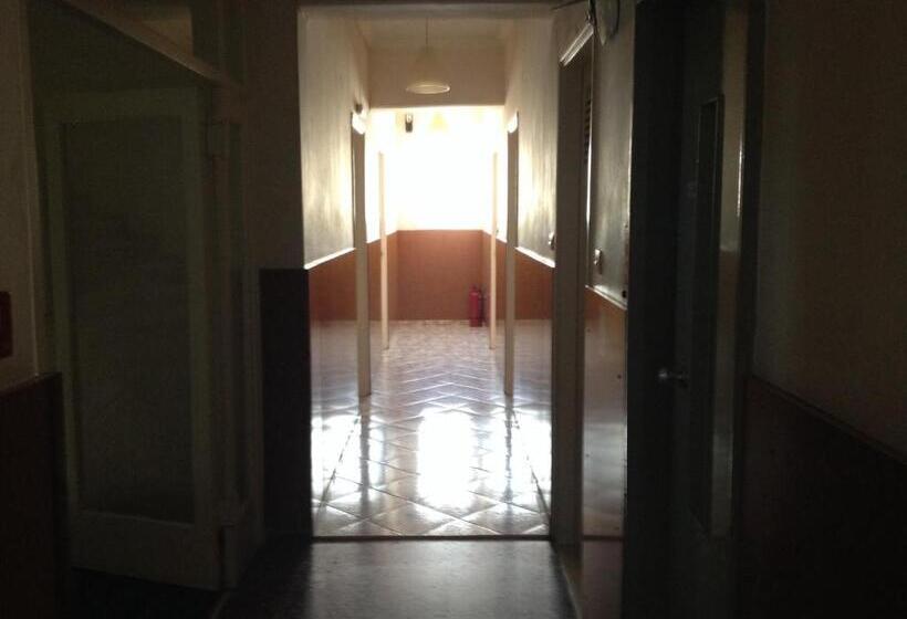 בית מלון כפרי Aegli