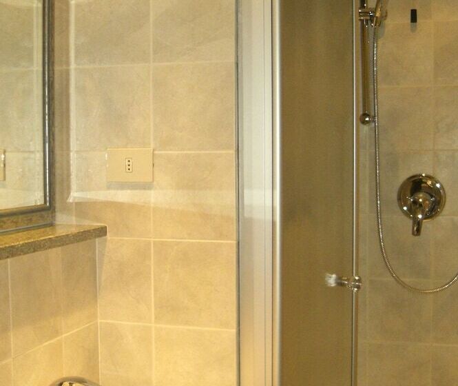 בית מלון כפרי Alpino