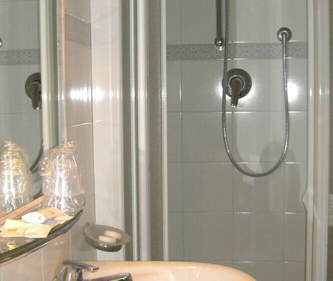 בית מלון כפרי Alpino