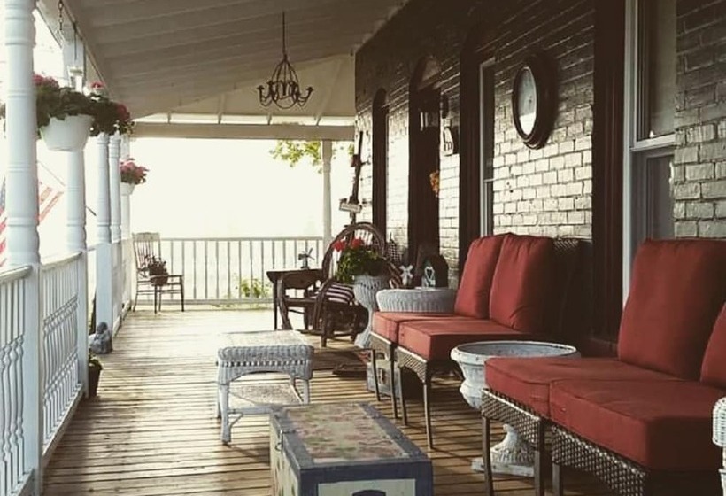 فندق Applesauce Inn B&b