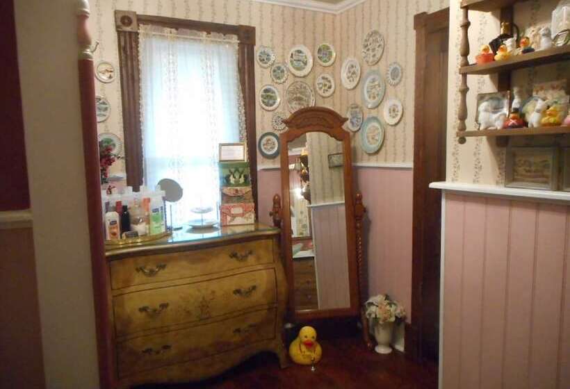 فندق Applesauce Inn B&b