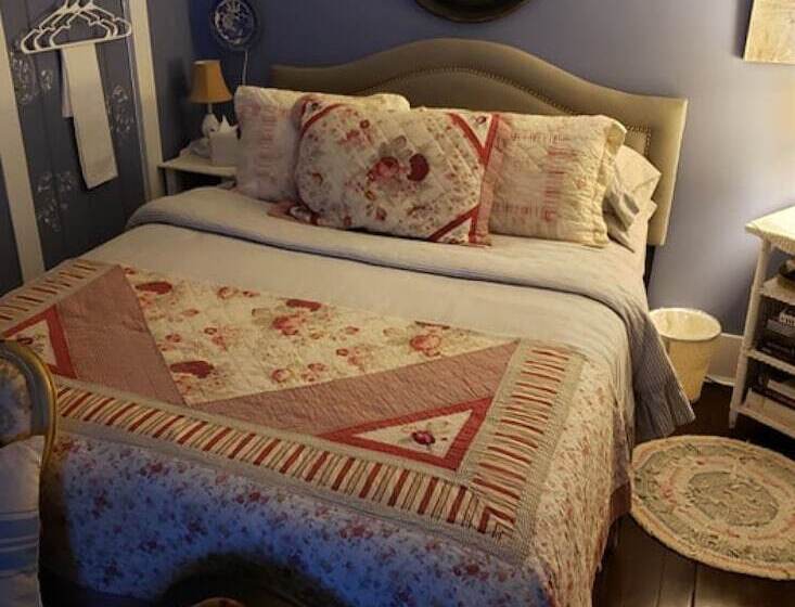 فندق Applesauce Inn B&b