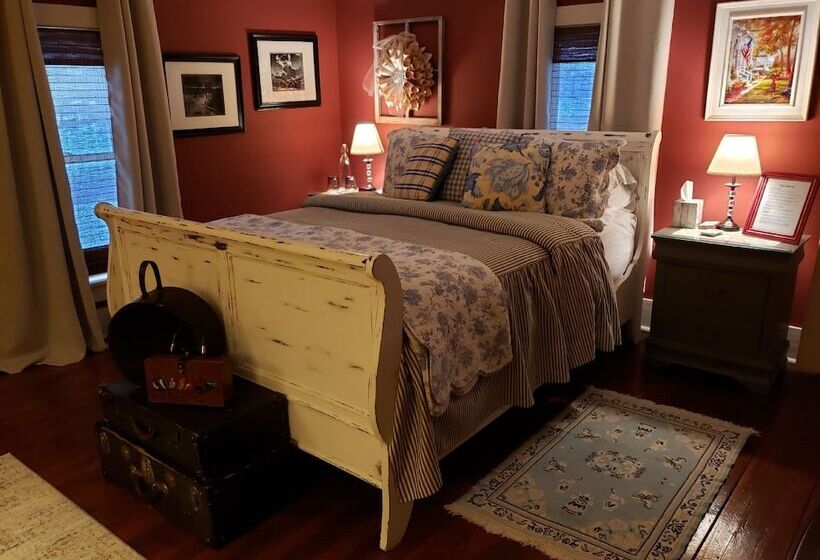 فندق Applesauce Inn B&b