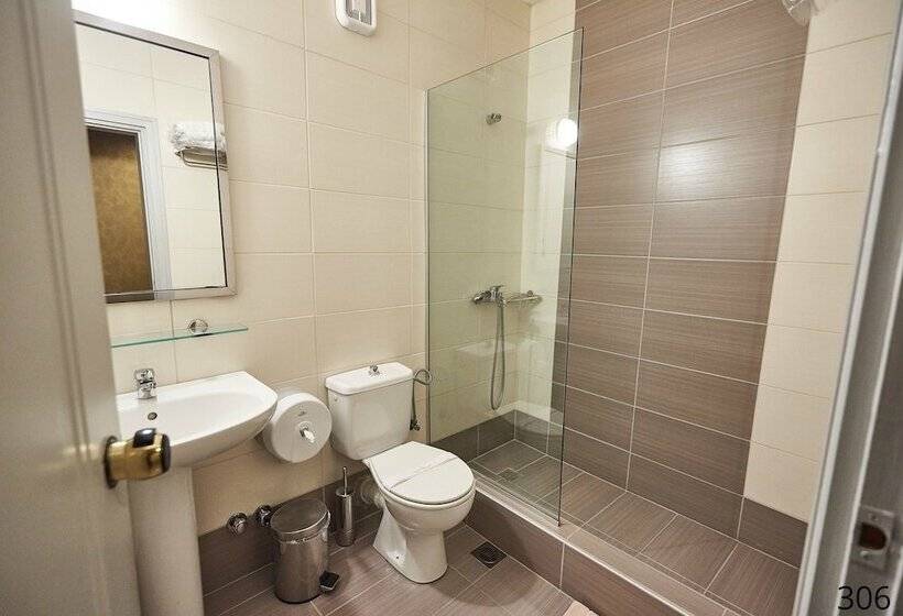 בית מלון כפרי Atlantic