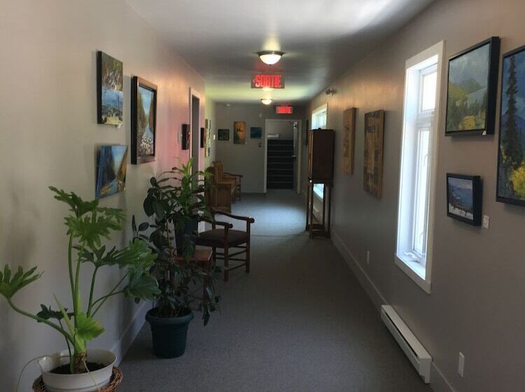 酒店 Auberge La Courtepointe