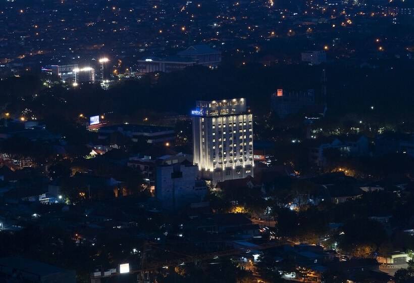 Batiqa Hotel Darmo   Surabaya
