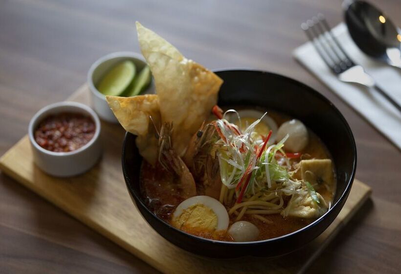 Batiqa Hotel Darmo   Surabaya