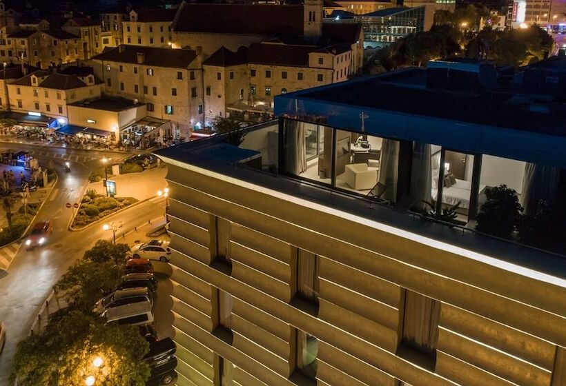 Отель Bellevue Superior City