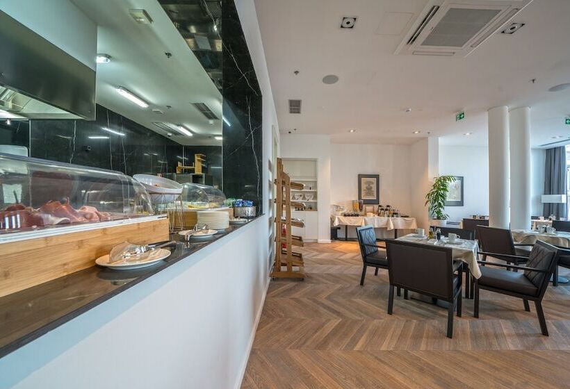 Отель Bellevue Superior City