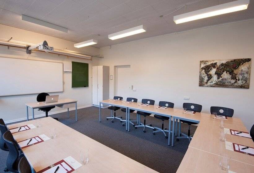 Отель Benniksgaard Anneks