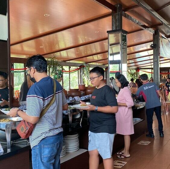 ホテル Bess Resort And Waterpark Lawang